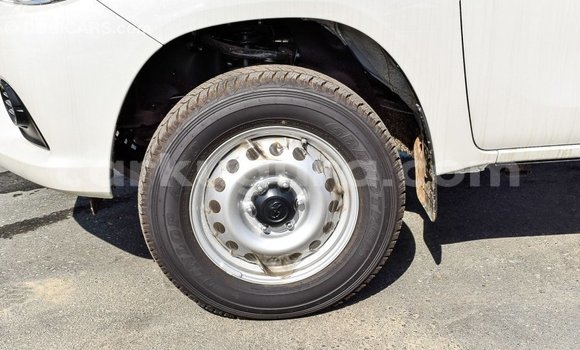 Buy Import Toyota Hilux White Car in Import - Dubai in Bujumbura Buy Import Toyota Hilux White Car in Import - Dubai in Bujumbura