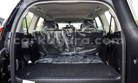 Nunua Imported Toyota Prado Nyeusi Gari ndani ya Import - Dubai nchini Bujumbura Nunua Imported Toyota Prado Nyeusi Gari ndani ya Import - Dubai nchini Bujumbura