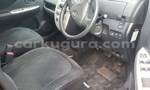 Acheter Occasion Voiture Toyota Ractis Noir à Bujumbura, Bujumbura Acheter Occasion Voiture Toyota Ractis Noir à Bujumbura, Bujumbura