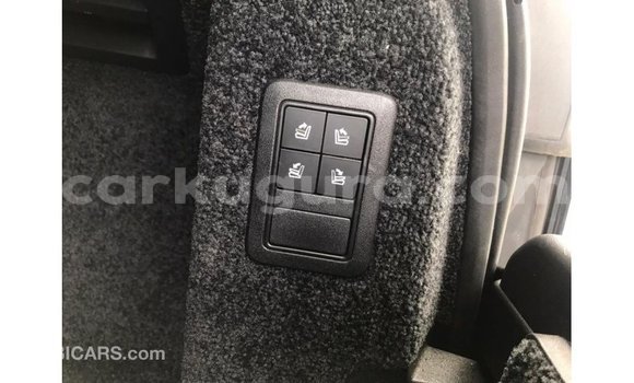 Nunua Imported Land Rover Range Rover Nyeusi Gari ndani ya Import - Dubai nchini Bujumbura Nunua Imported Land Rover Range Rover Nyeusi Gari ndani ya Import - Dubai nchini Bujumbura