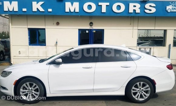 Nunua Imported Chrysler 200 Nyeupe Gari ndani ya Import - Dubai nchini Bujumbura Nunua Imported Chrysler 200 Nyeupe Gari ndani ya Import - Dubai nchini Bujumbura