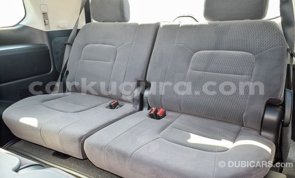 Buy Import Toyota Land Cruiser White Car in Import - Dubai in Bujumbura Buy Import Toyota Land Cruiser White Car in Import - Dubai in Bujumbura