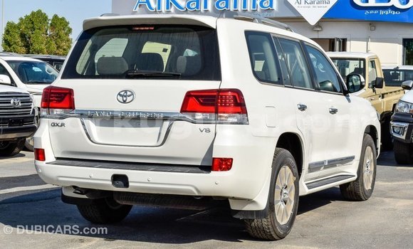 Buy Import Toyota Land Cruiser White Car in Import - Dubai in Bujumbura Buy Import Toyota Land Cruiser White Car in Import - Dubai in Bujumbura
