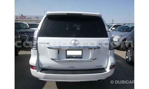 Acheter Import Voiture Lexus GX Blanc à Import - Dubai, Bujumbura Acheter Import Voiture Lexus GX Blanc à Import - Dubai, Bujumbura
