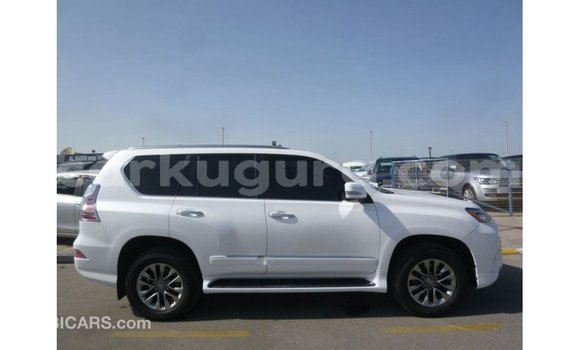 Acheter Import Voiture Lexus GX Blanc à Import - Dubai, Bujumbura Acheter Import Voiture Lexus GX Blanc à Import - Dubai, Bujumbura