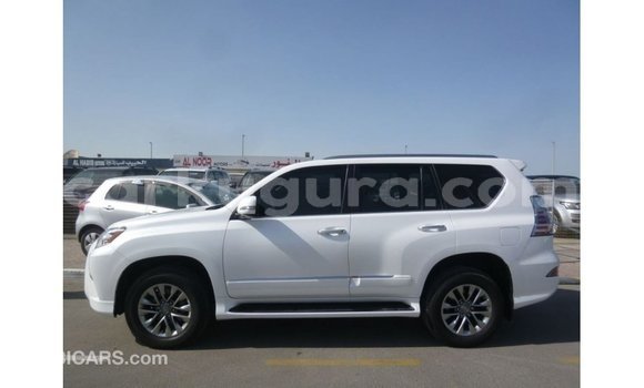 Acheter Import Voiture Lexus GX Blanc à Import - Dubai, Bujumbura Acheter Import Voiture Lexus GX Blanc à Import - Dubai, Bujumbura