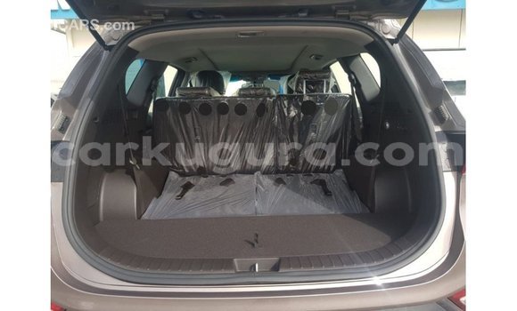 Acheter Import Voiture Hyundai Santa Fe Autre à Import - Dubai, Bujumbura Acheter Import Voiture Hyundai Santa Fe Autre à Import - Dubai, Bujumbura