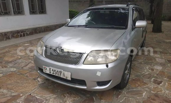 Acheter Occasion Voiture Toyota Corolla Gris à Bujumbura, Bujumbura Acheter Occasion Voiture Toyota Corolla Gris à Bujumbura, Bujumbura