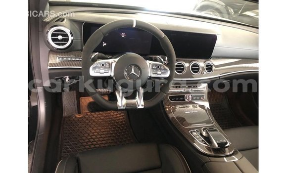 Acheter Import Voiture Mercedes-Benz 190 Noir à Import - Dubai, Bujumbura Acheter Import Voiture Mercedes-Benz 190 Noir à Import - Dubai, Bujumbura