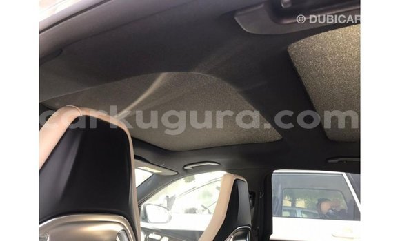 Nunua Imported Mercedes-Benz 190 Nyingine Gari ndani ya Import - Dubai nchini Bujumbura Nunua Imported Mercedes-Benz 190 Nyingine Gari ndani ya Import - Dubai nchini Bujumbura