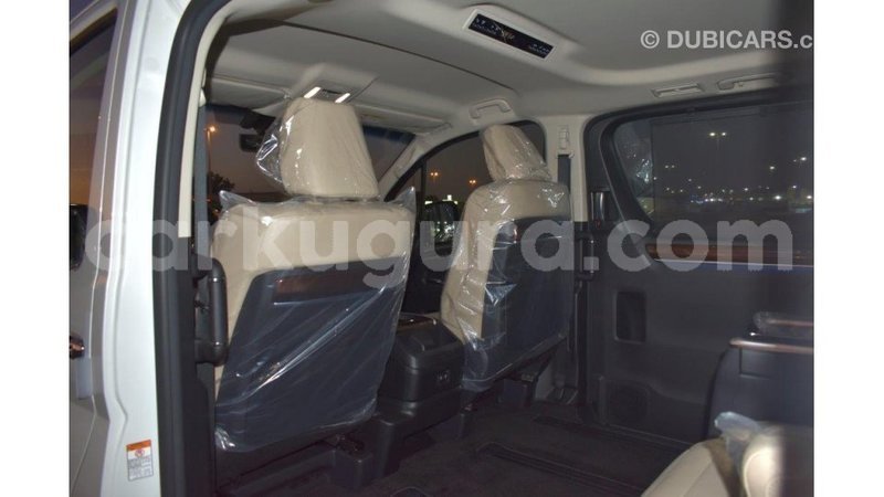 Big with watermark toyota granvia bujumbura import dubai 4932