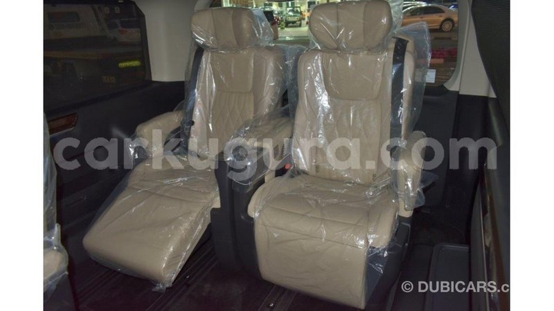 Big with watermark toyota granvia bujumbura import dubai 4932