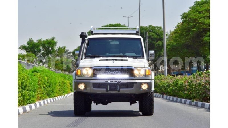 Big with watermark toyota land cruiser bujumbura import dubai 4938