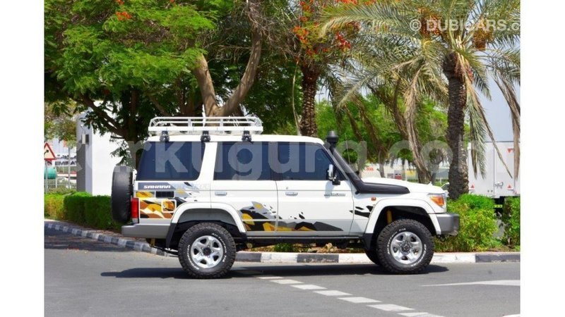 Big with watermark toyota land cruiser bujumbura import dubai 4938