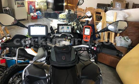 Nunua Ilio tumika BMW GS Nyeusi Bike ndani ya Bujumbura nchini Bujumbura Nunua Ilio tumika BMW GS Nyeusi Bike ndani ya Bujumbura nchini Bujumbura