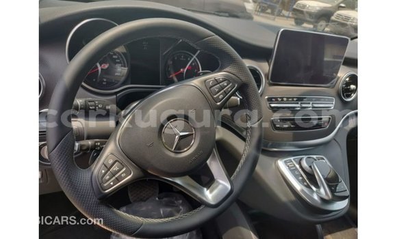 Nunua Imported Mercedes-Benz 250 Nyeusi Gari ndani ya Import - Dubai nchini Bujumbura Nunua Imported Mercedes-Benz 250 Nyeusi Gari ndani ya Import - Dubai nchini Bujumbura