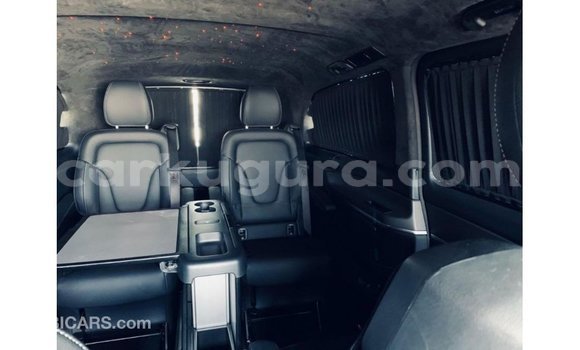 Nunua Imported Mercedes-Benz 250 Nyeusi Gari ndani ya Import - Dubai nchini Bujumbura Nunua Imported Mercedes-Benz 250 Nyeusi Gari ndani ya Import - Dubai nchini Bujumbura