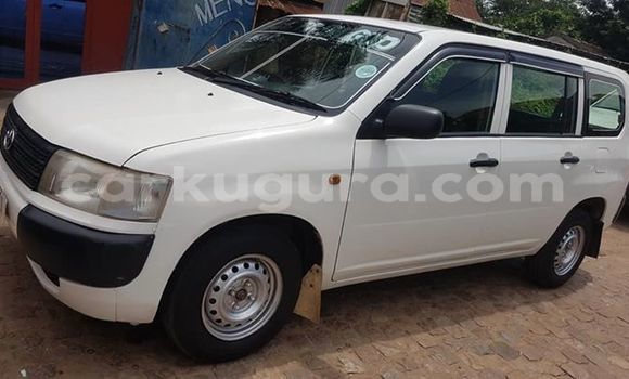 Acheter Occasion Voiture Toyota Probox Blanc à Bujumbura, Bujumbura Acheter Occasion Voiture Toyota Probox Blanc à Bujumbura, Bujumbura