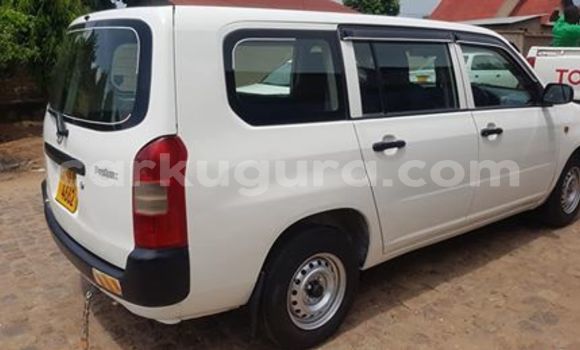 Acheter Occasion Voiture Toyota Probox Blanc à Bujumbura, Bujumbura Acheter Occasion Voiture Toyota Probox Blanc à Bujumbura, Bujumbura