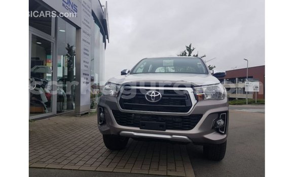 Nunua Imported Toyota Hilux Nyingine Gari ndani ya Import - Dubai nchini Bujumbura Nunua Imported Toyota Hilux Nyingine Gari ndani ya Import - Dubai nchini Bujumbura