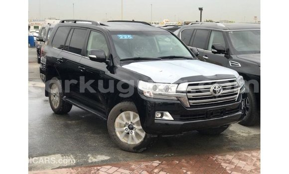 Acheter Import Voiture Toyota Land Cruiser Noir à Import - Dubai, Bujumbura Acheter Import Voiture Toyota Land Cruiser Noir à Import - Dubai, Bujumbura