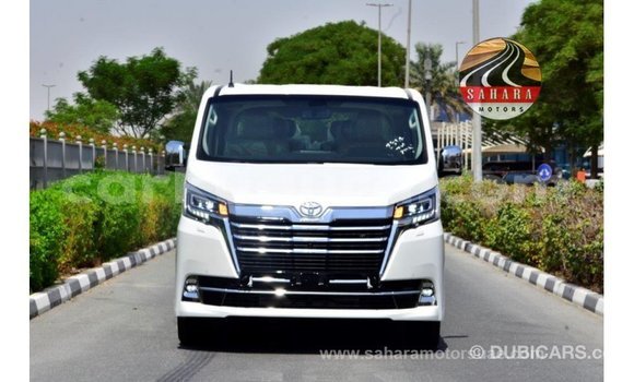 Acheter Import Voiture Toyota Granvia Blanc à Import - Dubai, Bujumbura Acheter Import Voiture Toyota Granvia Blanc à Import - Dubai, Bujumbura
