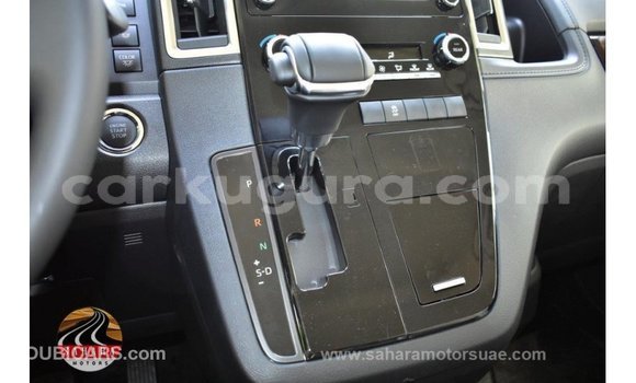 Acheter Import Voiture Toyota Granvia Blanc à Import - Dubai, Bujumbura Acheter Import Voiture Toyota Granvia Blanc à Import - Dubai, Bujumbura