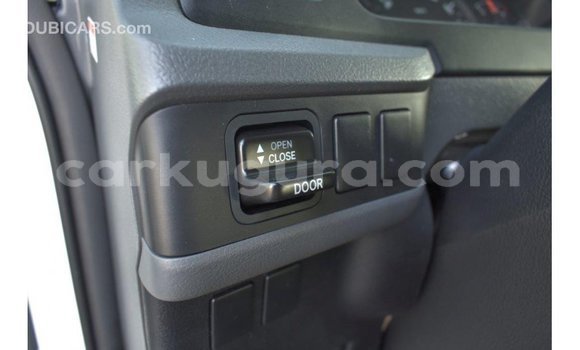 Acheter Import Voiture Toyota Coaster Blanc à Import - Dubai, Bujumbura Acheter Import Voiture Toyota Coaster Blanc à Import - Dubai, Bujumbura