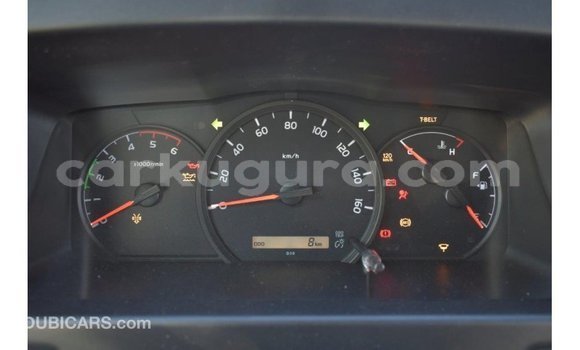 Acheter Import Voiture Toyota Coaster Blanc à Import - Dubai, Bujumbura Acheter Import Voiture Toyota Coaster Blanc à Import - Dubai, Bujumbura