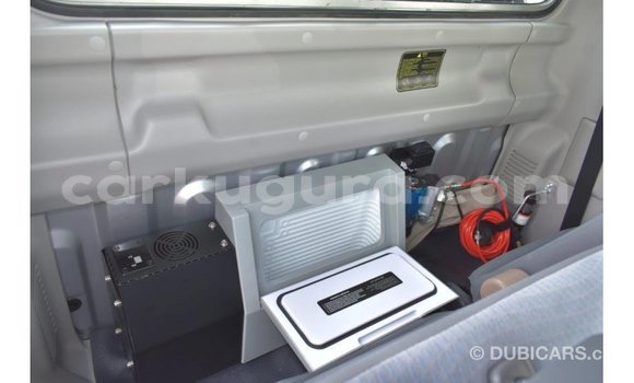 Acheter Import Voiture Toyota Land Cruiser Autre à Import - Dubai, Bujumbura Acheter Import Voiture Toyota Land Cruiser Autre à Import - Dubai, Bujumbura