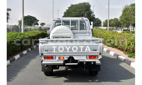 Acheter Import Voiture Toyota Land Cruiser Autre à Import - Dubai, Bujumbura Acheter Import Voiture Toyota Land Cruiser Autre à Import - Dubai, Bujumbura
