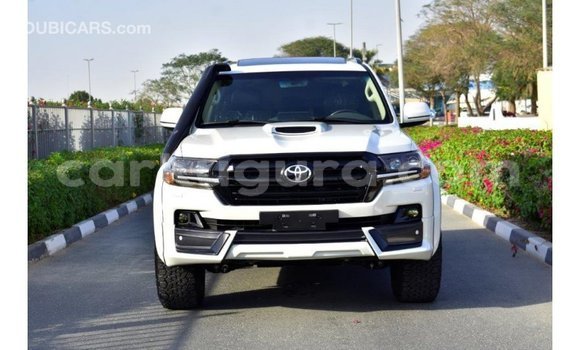 Buy Import Toyota Land Cruiser White Car in Import - Dubai in Bujumbura Buy Import Toyota Land Cruiser White Car in Import - Dubai in Bujumbura