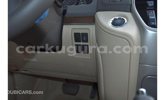 Buy Import Toyota Land Cruiser White Car in Import - Dubai in Bujumbura Buy Import Toyota Land Cruiser White Car in Import - Dubai in Bujumbura