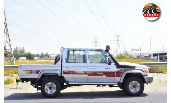 Buy Import Toyota Land Cruiser Other Car in Import - Dubai in Bujumbura Buy Import Toyota Land Cruiser Other Car in Import - Dubai in Bujumbura