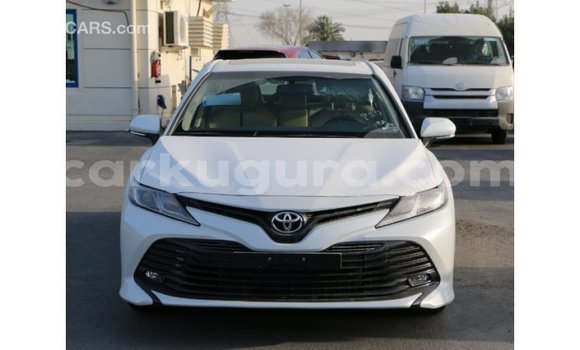 Acheter Import Voiture Toyota Camry Blanc à Import - Dubai, Bujumbura Acheter Import Voiture Toyota Camry Blanc à Import - Dubai, Bujumbura
