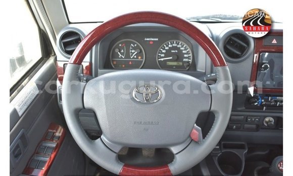 Buy Import Toyota Land Cruiser Other Car in Import - Dubai in Bujumbura Buy Import Toyota Land Cruiser Other Car in Import - Dubai in Bujumbura