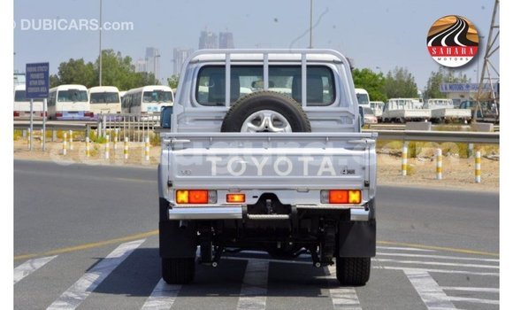 Buy Import Toyota Land Cruiser Other Car in Import - Dubai in Bujumbura Buy Import Toyota Land Cruiser Other Car in Import - Dubai in Bujumbura