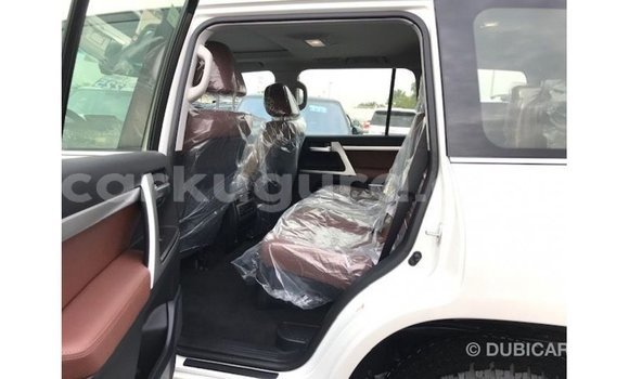Buy Import Toyota Land Cruiser White Car in Import - Dubai in Bujumbura Buy Import Toyota Land Cruiser White Car in Import - Dubai in Bujumbura