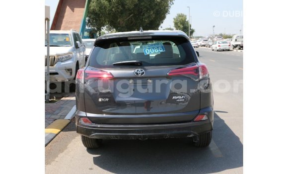 Acheter Import Voiture Toyota RAV4 Autre à Import - Dubai, Bujumbura Acheter Import Voiture Toyota RAV4 Autre à Import - Dubai, Bujumbura