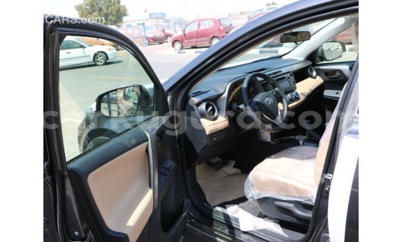 Acheter Import Voiture Toyota RAV4 Autre à Import - Dubai, Bujumbura Acheter Import Voiture Toyota RAV4 Autre à Import - Dubai, Bujumbura