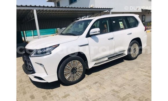 Nunua Imported Lexus LX Nyeupe Gari ndani ya Import - Dubai nchini Bujumbura Nunua Imported Lexus LX Nyeupe Gari ndani ya Import - Dubai nchini Bujumbura