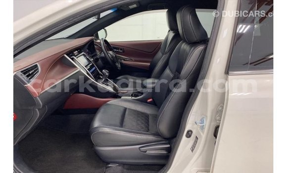 Buy Import Toyota Harrier White Car in Import - Dubai in Bujumbura Buy Import Toyota Harrier White Car in Import - Dubai in Bujumbura