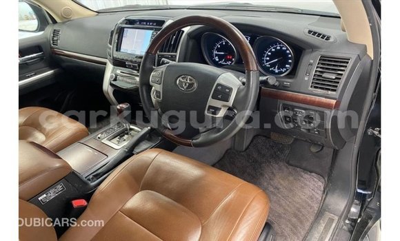 Acheter Import Voiture Toyota Land Cruiser Noir à Import - Dubai, Bujumbura Acheter Import Voiture Toyota Land Cruiser Noir à Import - Dubai, Bujumbura
