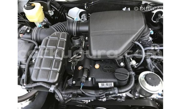 Nunua Imported Toyota Prado Nyeupe Gari ndani ya Import - Dubai nchini Bujumbura Nunua Imported Toyota Prado Nyeupe Gari ndani ya Import - Dubai nchini Bujumbura