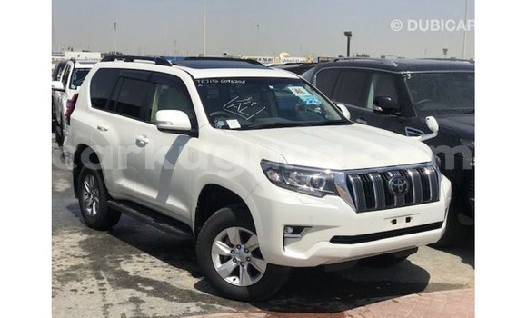Acheter Import Voiture Toyota Prado Blanc à Import - Dubai, Bujumbura Acheter Import Voiture Toyota Prado Blanc à Import - Dubai, Bujumbura