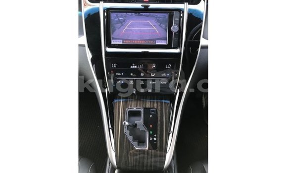 Acheter Import Voiture Toyota Harrier Rouge à Import - Dubai, Bujumbura Acheter Import Voiture Toyota Harrier Rouge à Import - Dubai, Bujumbura