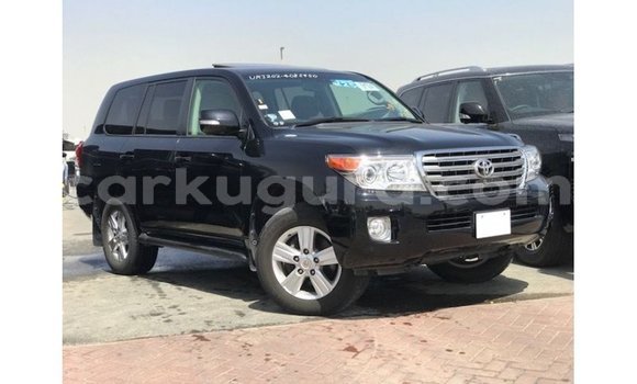 Acheter Import Voiture Toyota Land Cruiser Noir à Import - Dubai, Bujumbura Acheter Import Voiture Toyota Land Cruiser Noir à Import - Dubai, Bujumbura