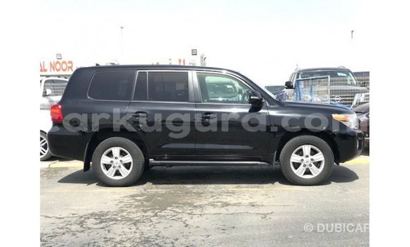 Acheter Import Voiture Toyota Land Cruiser Noir à Import - Dubai, Bujumbura Acheter Import Voiture Toyota Land Cruiser Noir à Import - Dubai, Bujumbura