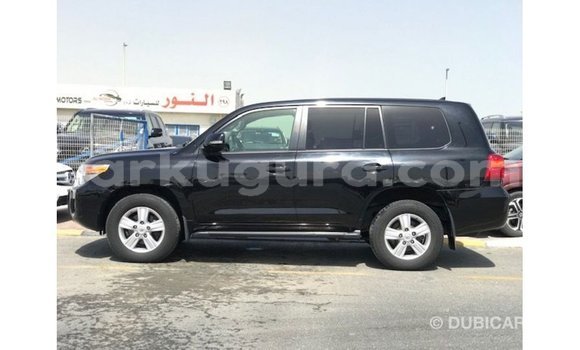 Acheter Import Voiture Toyota Land Cruiser Noir à Import - Dubai, Bujumbura Acheter Import Voiture Toyota Land Cruiser Noir à Import - Dubai, Bujumbura