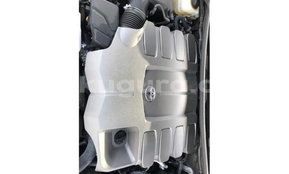 Acheter Import Voiture Toyota Land Cruiser Noir à Import - Dubai, Bujumbura Acheter Import Voiture Toyota Land Cruiser Noir à Import - Dubai, Bujumbura